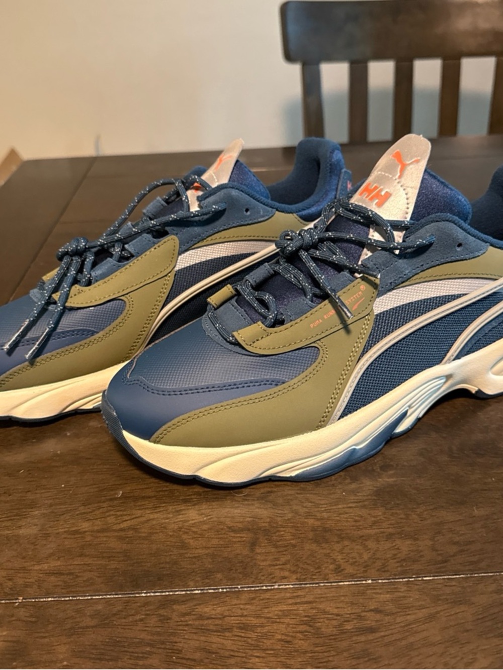 Size 10.5 PUMA Helly Hansen x RS-Connect Intense Blue White Asparagus UNUSED